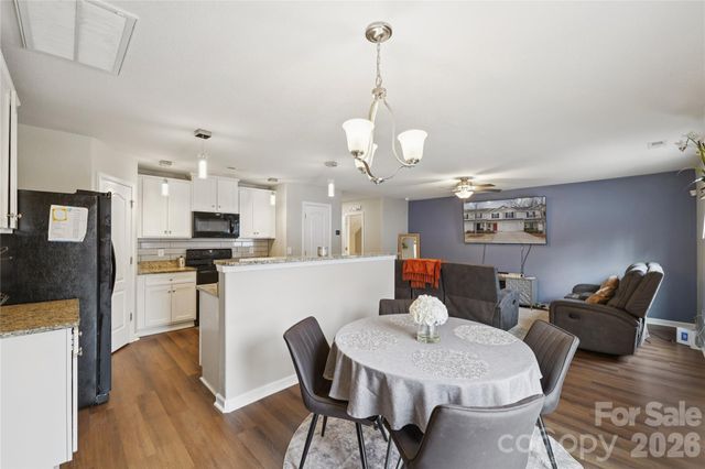 3337 Ellingford Road, Charlotte, NC 28214