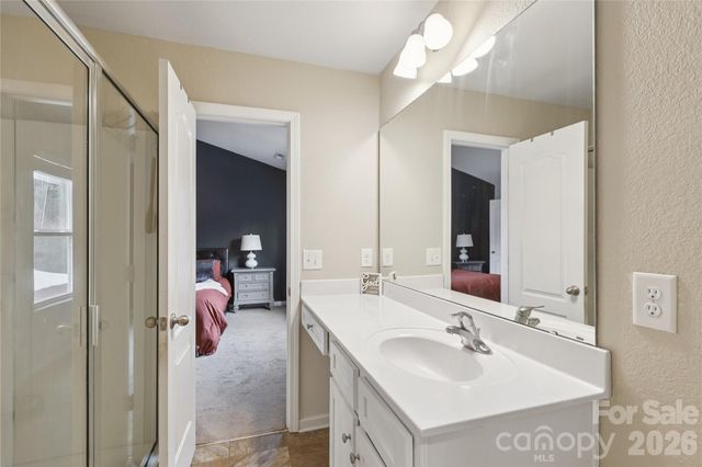 3337 Ellingford Road, Charlotte, NC 28214