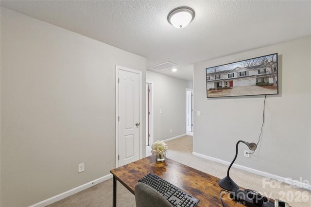 3337 Ellingford Road, Charlotte, NC 28214