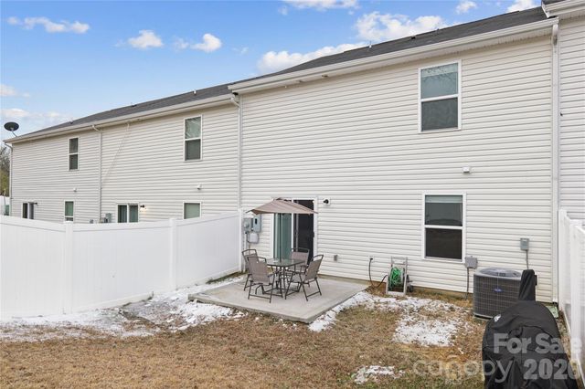 3337 Ellingford Road, Charlotte, NC 28214