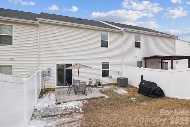 3337 Ellingford Road, Charlotte, NC 28214