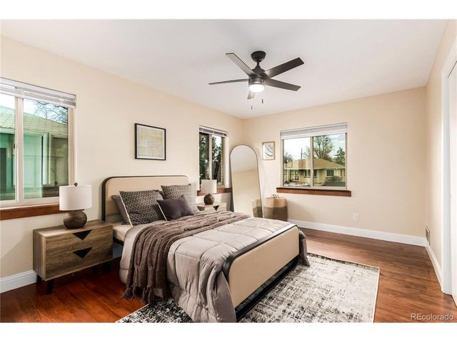 2391 Jamaica St, Aurora, CO 80010