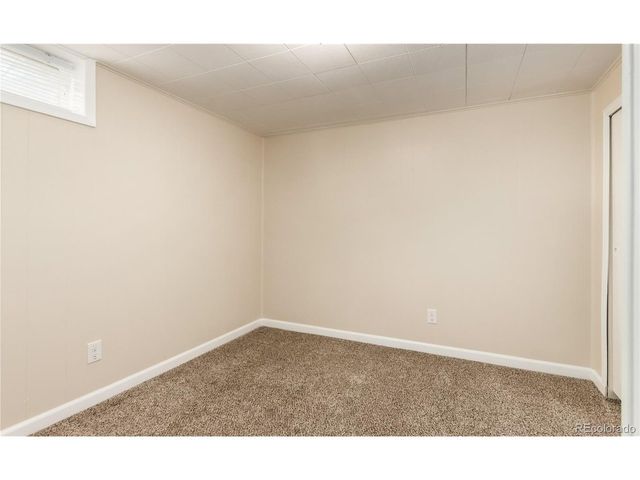 2391 Jamaica St, Aurora, CO 80010