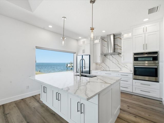 1909 GULFVIEW DRIVE, Holiday, FL 34691