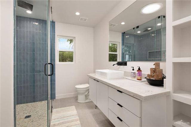 1411 Moon Lake Drive S, Weslaco, TX 78596