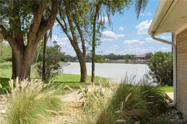 1411 Moon Lake Drive S, Weslaco, TX 78596