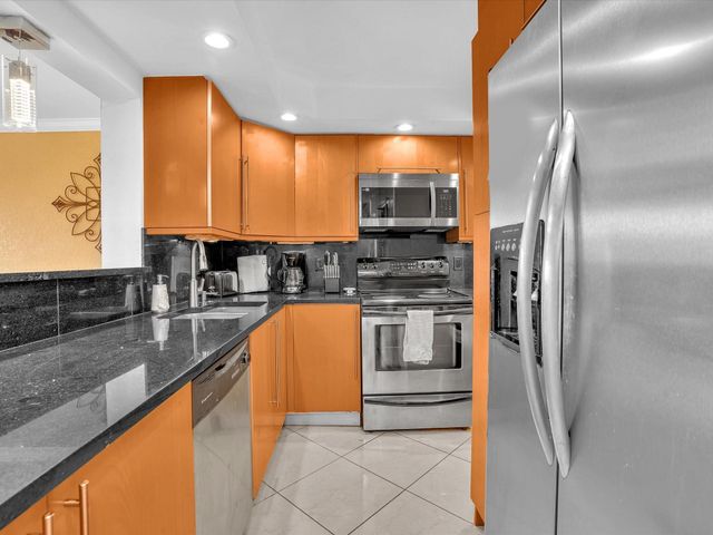 401 Golden Isles Drive 1007, Hallandale Beach, FL 33009