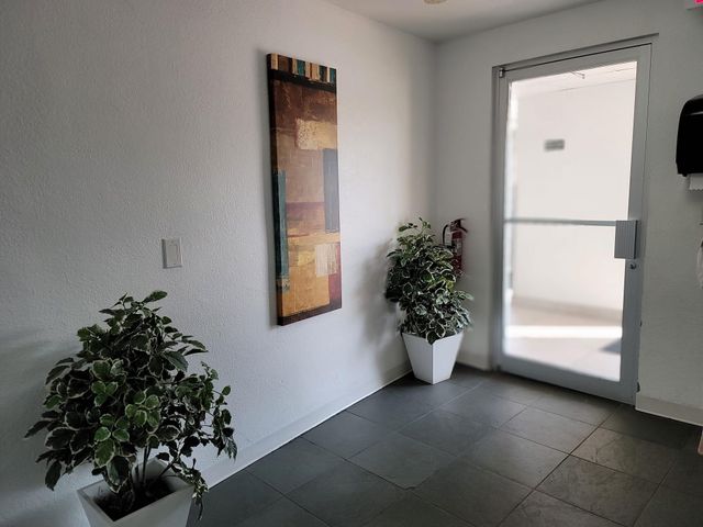 401 Golden Isles Drive 1007, Hallandale Beach, FL 33009