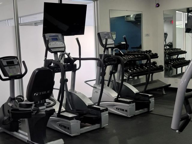 401 Golden Isles Drive 1007, Hallandale Beach, FL 33009