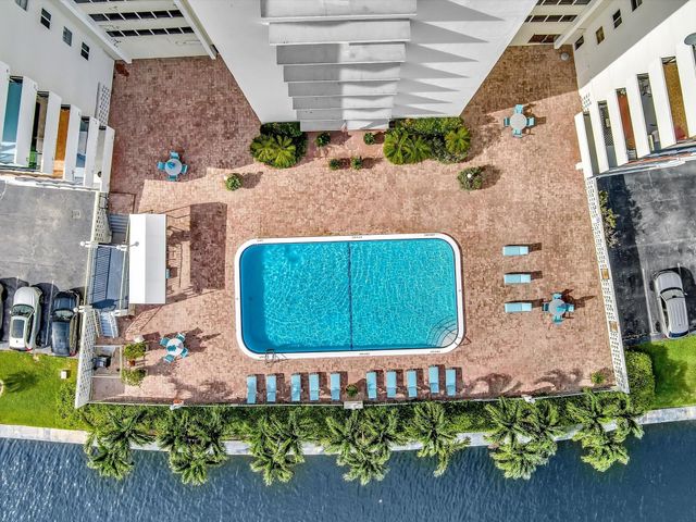 401 Golden Isles Drive 1007, Hallandale Beach, FL 33009