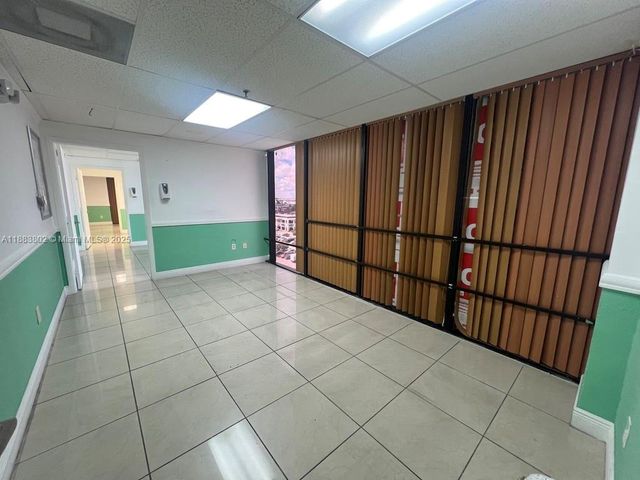 4445 W 16th Ave 605, Hialeah, FL 33012