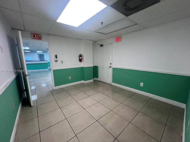 4445 W 16th Ave 605, Hialeah, FL 33012