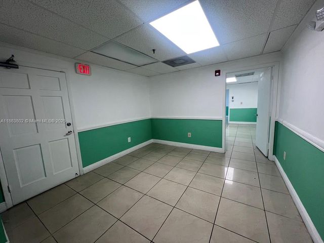 4445 W 16th Ave 605, Hialeah, FL 33012