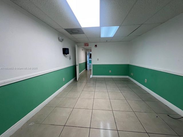 4445 W 16th Ave 605, Hialeah, FL 33012