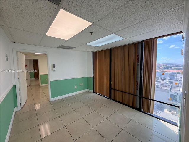 4445 W 16th Ave 605, Hialeah, FL 33012