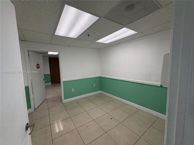 4445 W 16th Ave 605, Hialeah, FL 33012