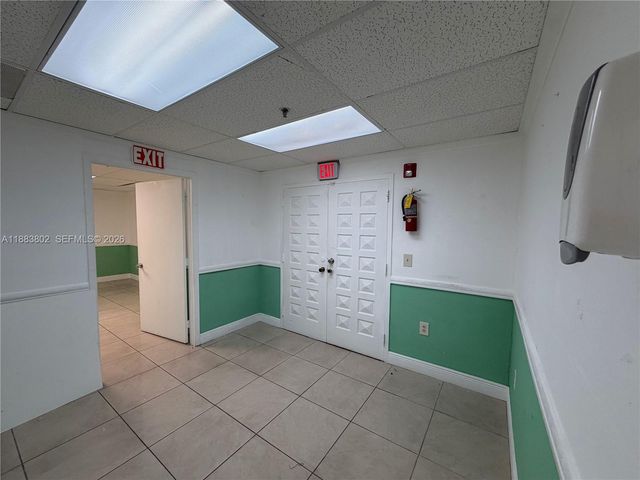 4445 W 16th Ave 605, Hialeah, FL 33012