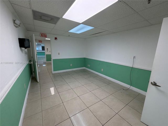 4445 W 16th Ave 605, Hialeah, FL 33012