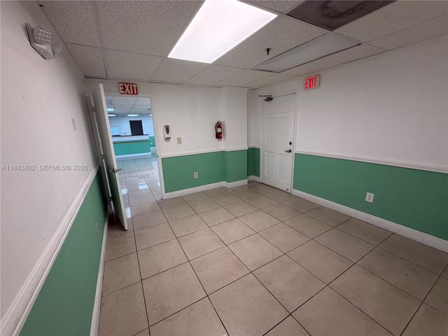4445 W 16th Ave 605, Hialeah, FL 33012