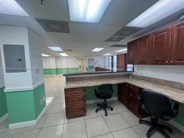 4445 W 16th Ave 605, Hialeah, FL 33012