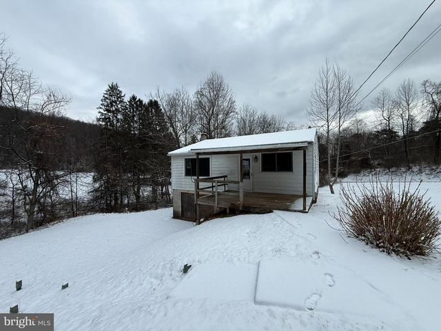 925 VALLEY RD, Marysville, PA 17053