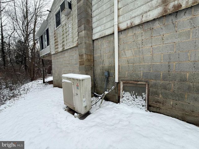 925 VALLEY RD, Marysville, PA 17053