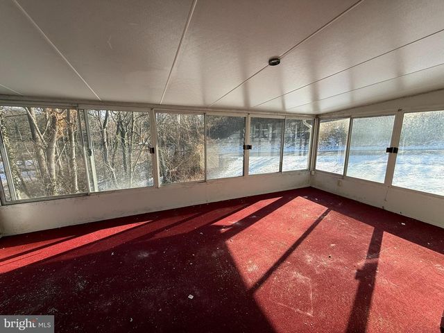 925 VALLEY RD, Marysville, PA 17053