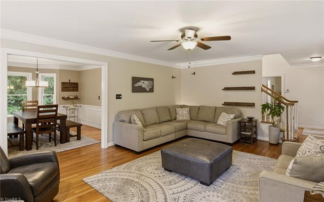 5009 Meadow Hill Court, Winston-salem, NC 27106