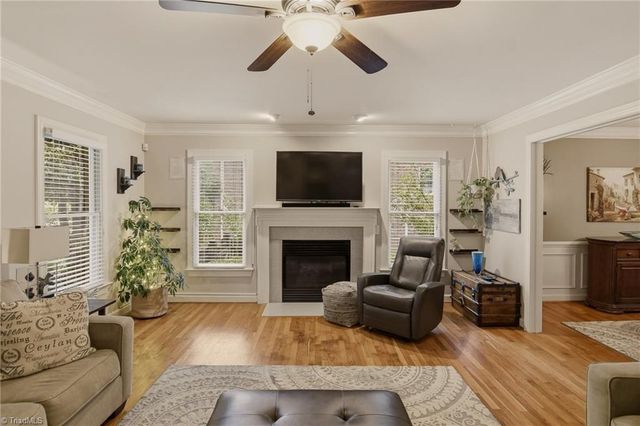 5009 Meadow Hill Court, Winston-salem, NC 27106