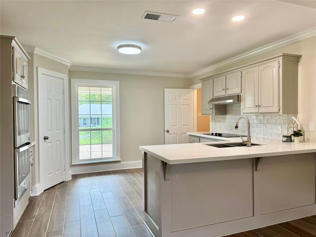 107 Augusta Avenue, Benton, LA 71006