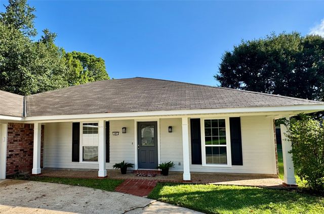 107 Augusta Avenue, Benton, LA 71006