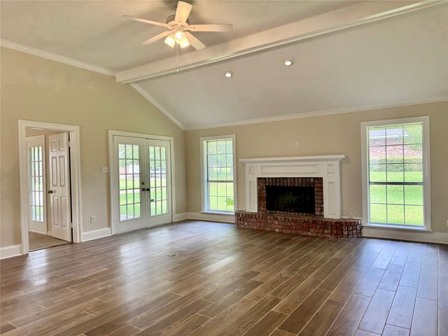 107 Augusta Avenue, Benton, LA 71006