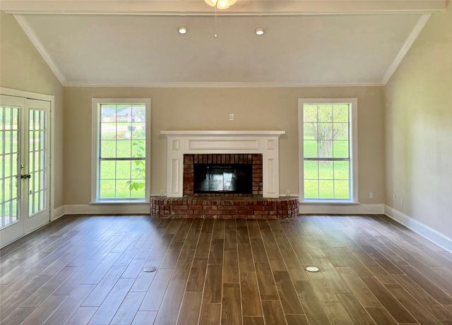 107 Augusta Avenue, Benton, LA 71006