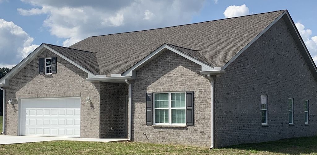 22 Hickory Dr, Manchester, TN 37355