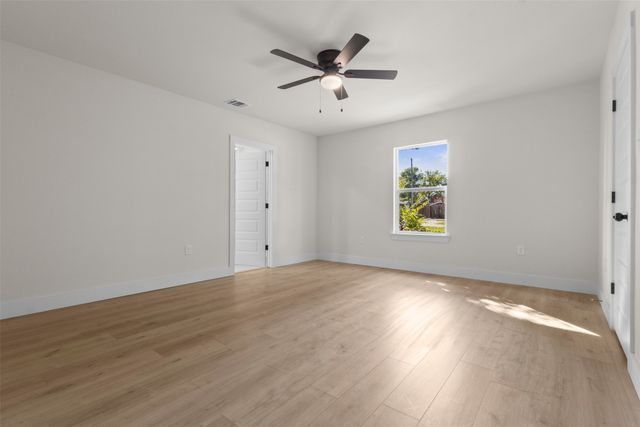 212 E Marguerita Drive, Garland, TX 75040