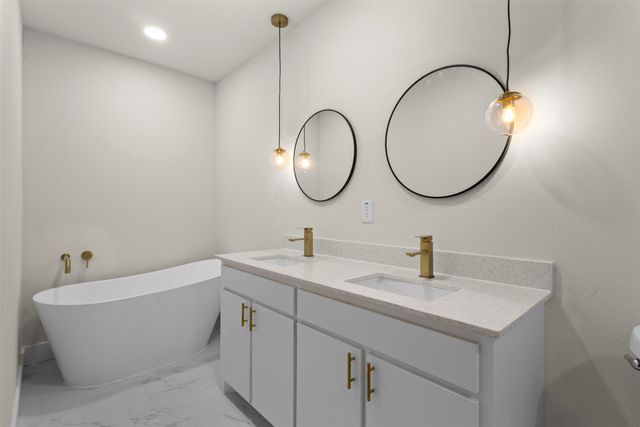 212 E Marguerita Drive, Garland, TX 75040