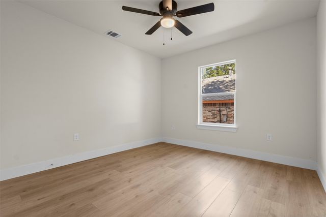 212 E Marguerita Drive, Garland, TX 75040