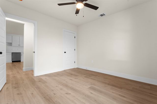 212 E Marguerita Drive, Garland, TX 75040