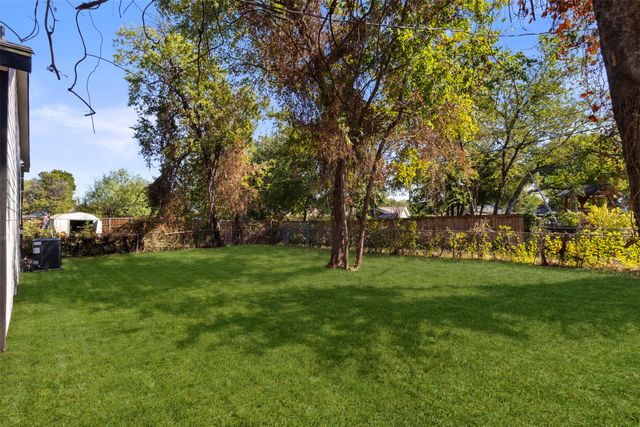212 E Marguerita Drive, Garland, TX 75040