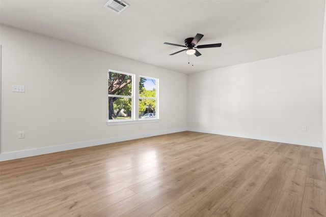 212 E Marguerita Drive, Garland, TX 75040