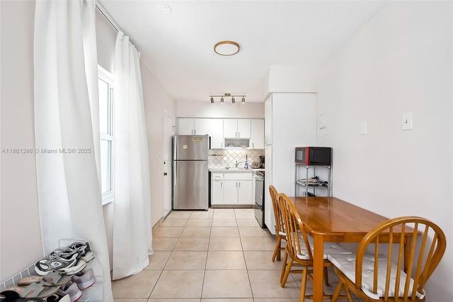 1824 Monroe St 10, Hollywood, FL 33020