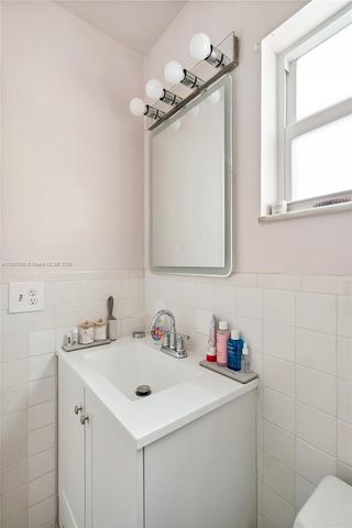 1824 Monroe St 10, Hollywood, FL 33020