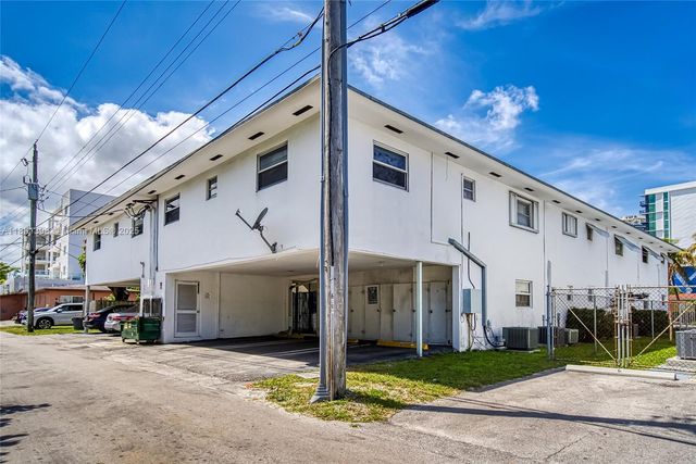 1824 Monroe St 10, Hollywood, FL 33020