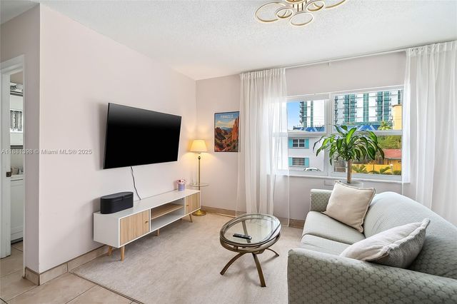 1824 Monroe St 10, Hollywood, FL 33020
