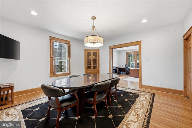 502 N ROYAL AVE, Front Royal, VA 22630