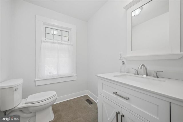 502 N ROYAL AVE, Front Royal, VA 22630