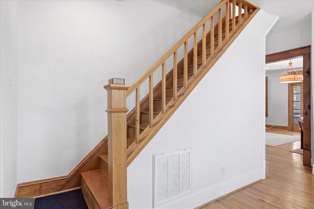 502 N ROYAL AVE, Front Royal, VA 22630