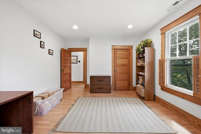 502 N ROYAL AVE, Front Royal, VA 22630