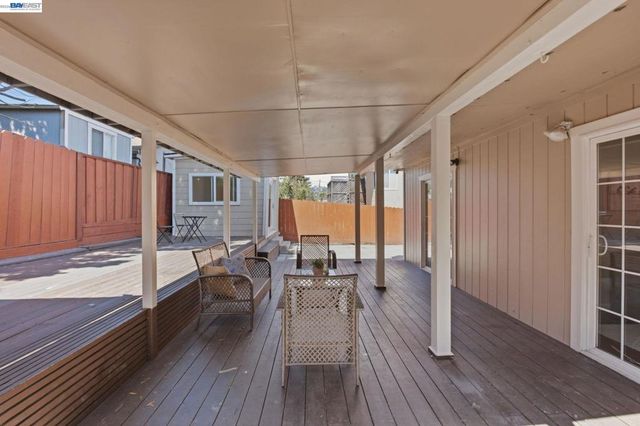5237 Fresno Ave, Richmond, CA 94804