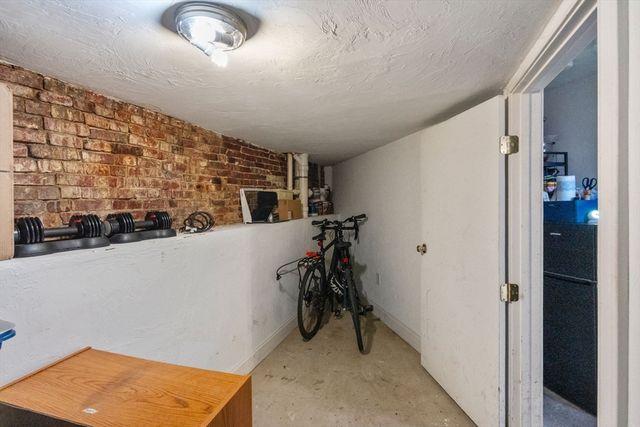 13 Lexington St 3, Boston, MA 02129